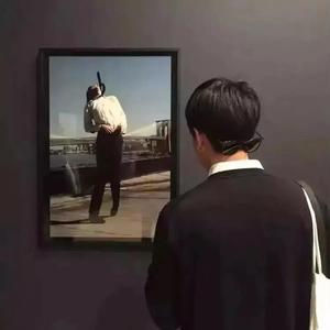 久久精品人成免费
