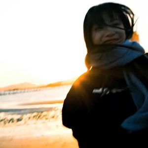 久久精品人成免费
